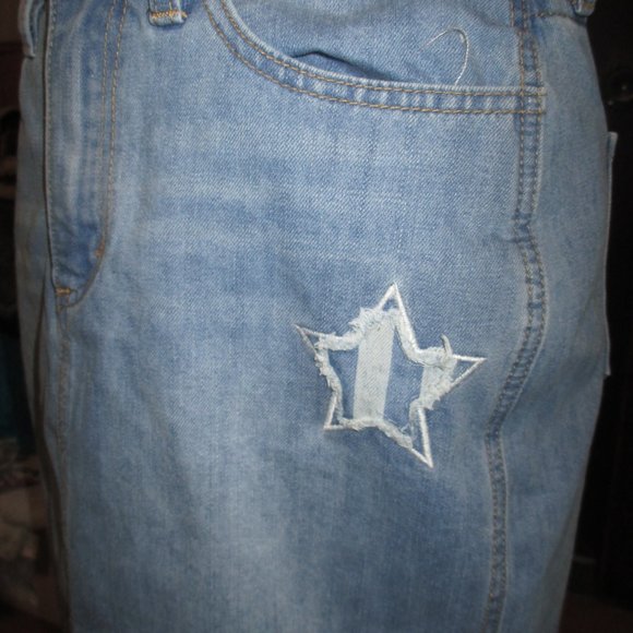 Jean skirt with 4 pockets and back slit - Picture 3 of 6